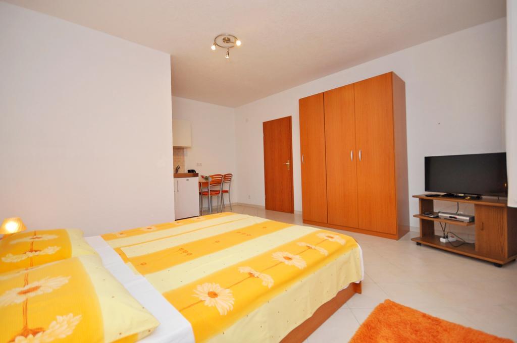 Apartments Ivan Duće Δωμάτιο φωτογραφία