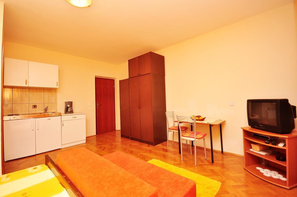 Apartments Ivan Duće Δωμάτιο φωτογραφία