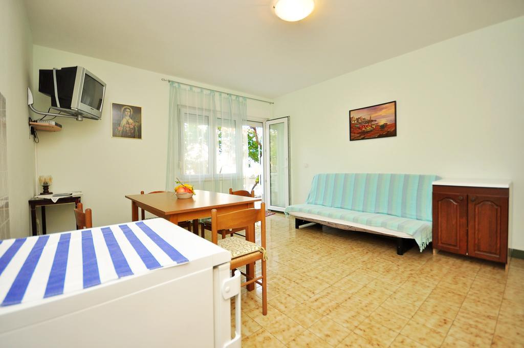Apartments Ivan Duće Δωμάτιο φωτογραφία
