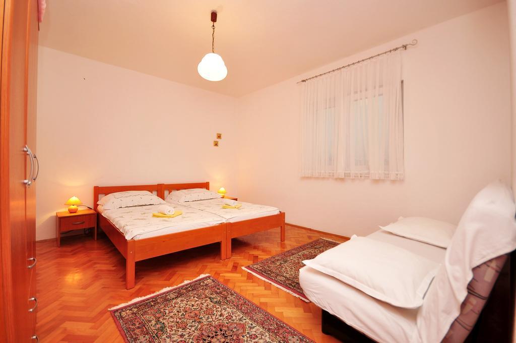 Apartments Ivan Duće Δωμάτιο φωτογραφία